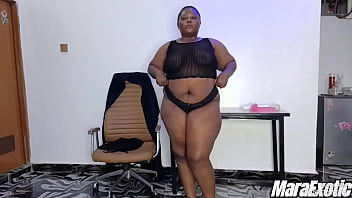 Sweet table masturbation and squirt rush full video on red mara exotic