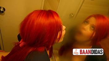 Follando en el baño con el gasfitero