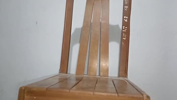 Quería exhibirse para conseguir que la cogieran y consiguió un esposo enojado y la rompió