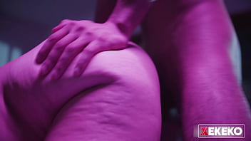 Mi vecina venezolana de enormes tetas se deja follar a cambio de tomarle unas buenas fotos