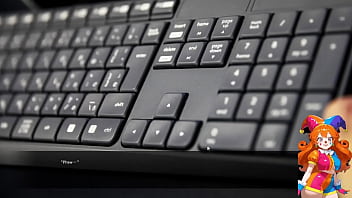 This office worker keeps turning her ass towards me