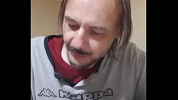 Love 02 03 devi uscire con me