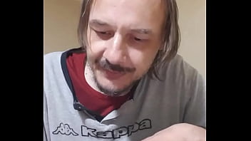 Love 02 03 devi uscire con me