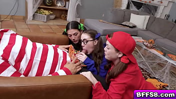 Jade valentine bella blu and megan mistakes shares cock for halloween