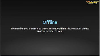 Rubia puta disfruta destrozando su ano