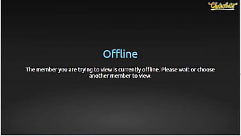 Rubia puta disfruta destrozando su ano Rubia puta disfruta destrozando su ano