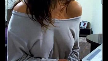 This girl shows her tits front the webcam
