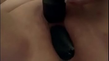 Stretch this nasty pussy