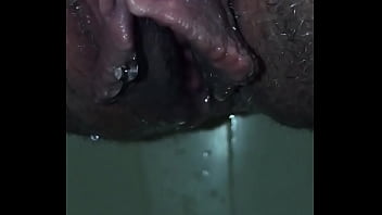 Piss Close 18 thumbnail