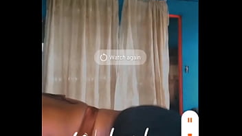 Twerking that fat ass she fine as hell