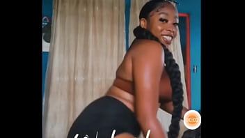 Twerking That Fat Ass She Fine As Hell thumbnail