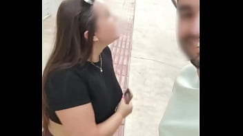 Brincadeiras pela cidade se exibindo em público pelas ruas e pela praia com final feliz vídeo completo no red