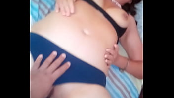 Reventándole el culo a mi vecina