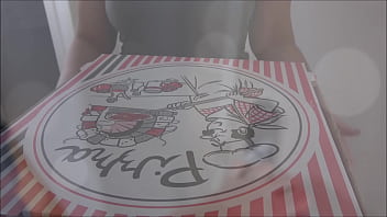 Wie bitte pizzabote will blowjob für bestellte pizzen