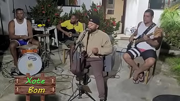 Fazendo um som gostoso