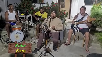 Fazendo um som gostoso