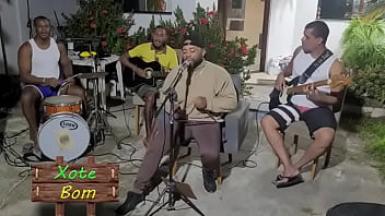 Fazendo um som gostoso