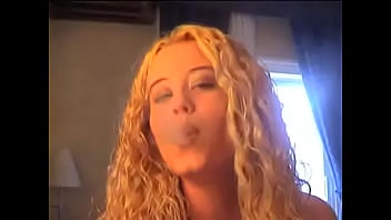 Smoking seductive smokerings