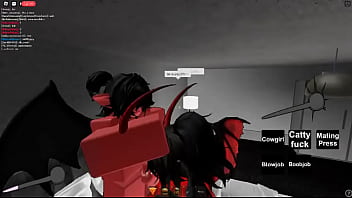 Chica demon trans folla a chica demon