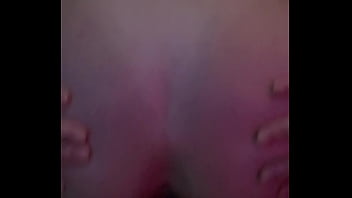 Rebolando cheia de tesão