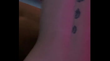 Rebolando cheia de tesão