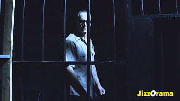 Jizzorama tattooed slut get ass fucked in 3way