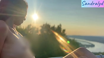 Nipple play in paradise