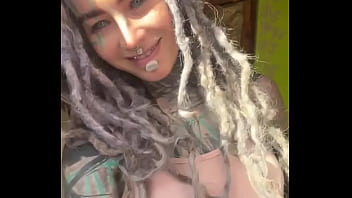 Sun on the body feels so good ️ who else is feeling the winter chill at home comment with "cold" if it's col