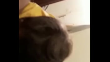 Mange Sperme Sur Chatte thumbnail