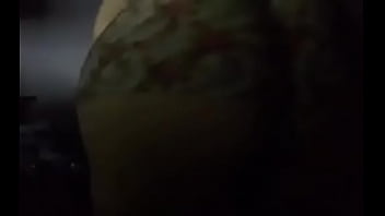 Namorada dançando funk