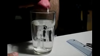 Minha Gozada No Copo thumbnail