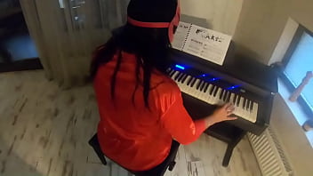 Adventures of milfycalla ep 96 first piano lessontoday i had my first piano day i was already excited #amateur #milf