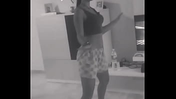 Culona bailando twerk