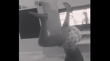 Culona bailando twerk