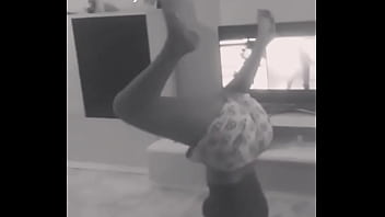 Culona bailando twerk