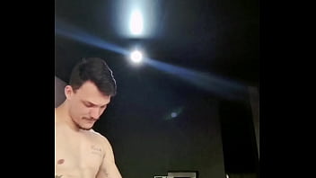 Puta safada apostou a buceta no jogo perdeu e eu comi gostoso essa safada