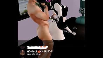 Moendo cuzinho de menina gamer do imvu