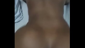 She gives the pussy willingly just so i keep banking with her