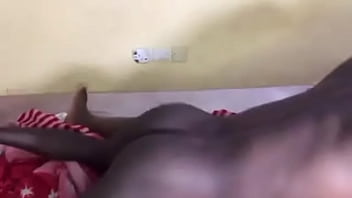 Amateur naughty teen can't stop moaning