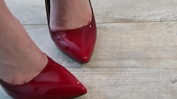 Foot bondages in highheels walking and foot play