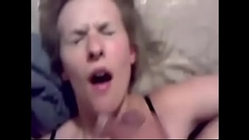 Japanese slut loves to fuck