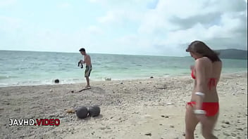 Sun kissed asian stars share passionate beachside encounter