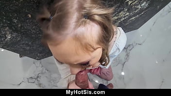 Stepsis masturbates and lets her stepbro sniff her panties myhotsis