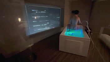 【個人撮影】家にいた可愛いサンタさんの色白美乳を赤ちゃんのように吸いまくる & 夜景の見えるホテルのお風呂でイチャイチャ立ちバックで激しく突く生ハメsex