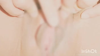 I masturbated my clitoris after peeing