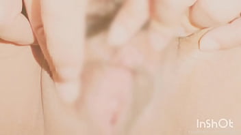 I masturbated my clitoris after peeing