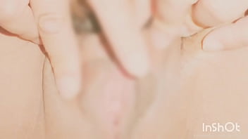 I masturbated my clitoris after peeing