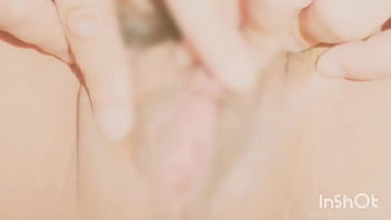 I masturbated my clitoris after peeing