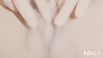 I masturbated my clitoris after peeing