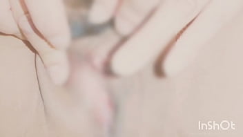 I masturbated my clitoris after peeing